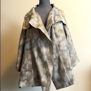 NWT Marla Wynne sheer Over Jacket. Size M. Beautiful over dresses or with pants